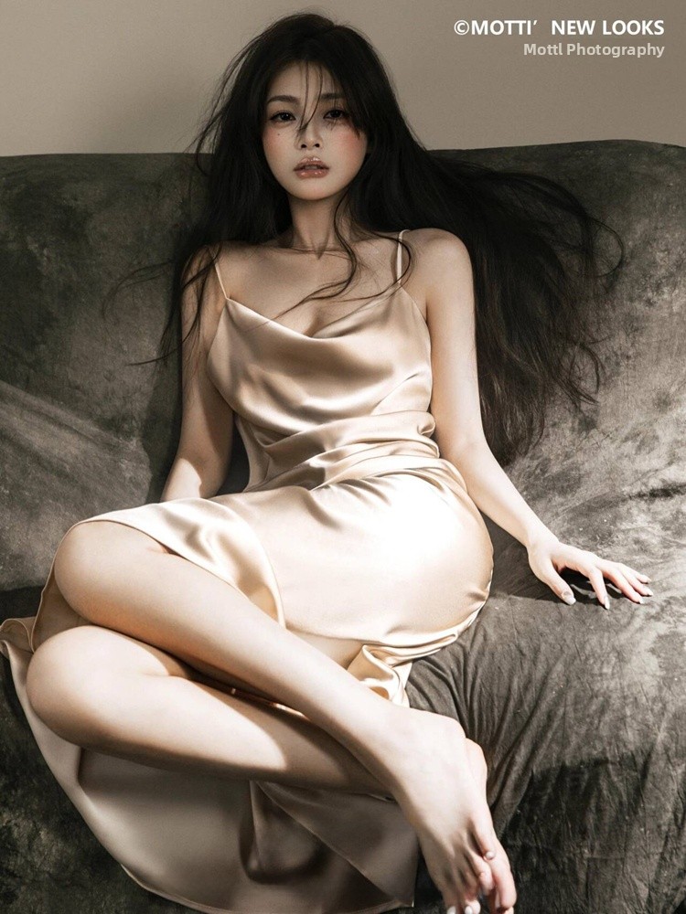 Photography Lighting For Studio - 2026年新作スタジオポートレート写真 冷たい雰囲気の光と影 感情表現 ホームガール パーソナルアート写真 衣装