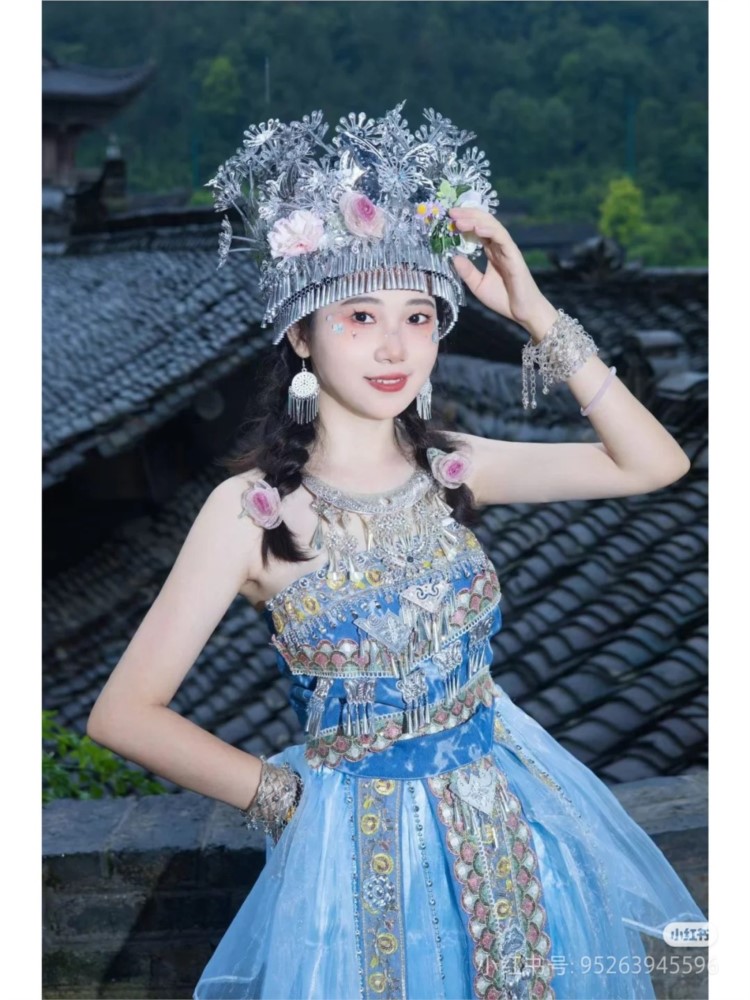 新しいライトブルーの家族向け旅行写真と民族衣装をフィーチャー - Photography Lighting Style のレビューと価格